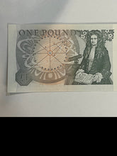 Load image into Gallery viewer, English One Pound Banknote - Sir Isaac Newton (Chief CashierJ B Page) Near Mint
