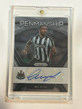 Load image into Gallery viewer, 2023-24 Prizm Premier League Callum Wilson Penmanship Auto #P-CW Newcastle
