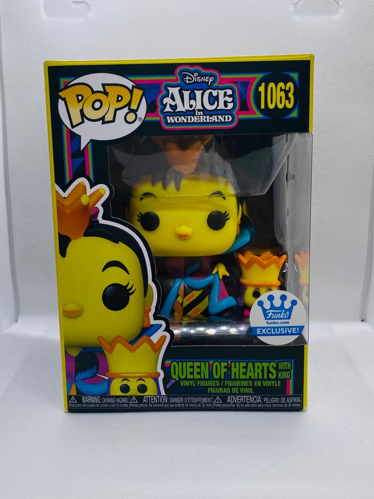 Queen of Hearts with King 1063 Disney Alice in Wonderland Black Light Funko Shop Exclusive Funko Pop